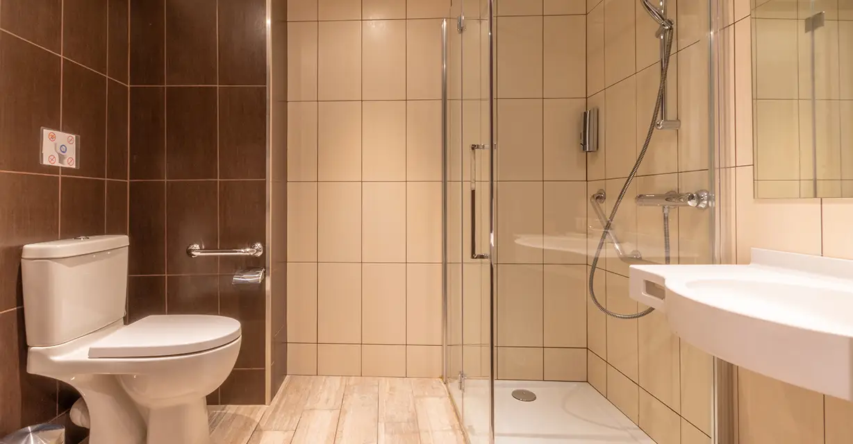 Salle de bain - Hôtel Bahia - Villeneuve Loubet - Côte d'Azur - France