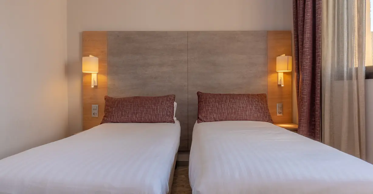 Chambre double Hôtel Bahia - Villeneuve Loubet - Côte d'Azur - France