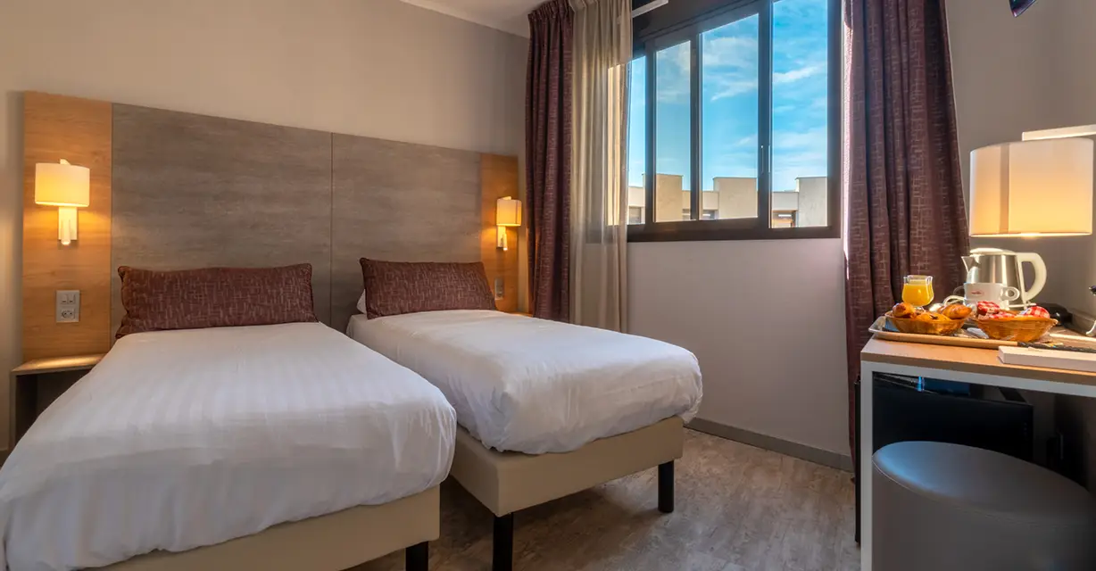 Chambre double Hôtel Bahia - Villeneuve Loubet - Côte d'Azur - France